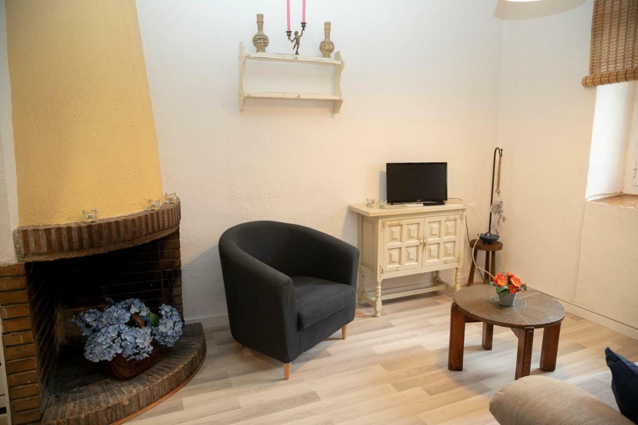 Holiday Home Can Clerc Osor ภายนอก รูปภาพ